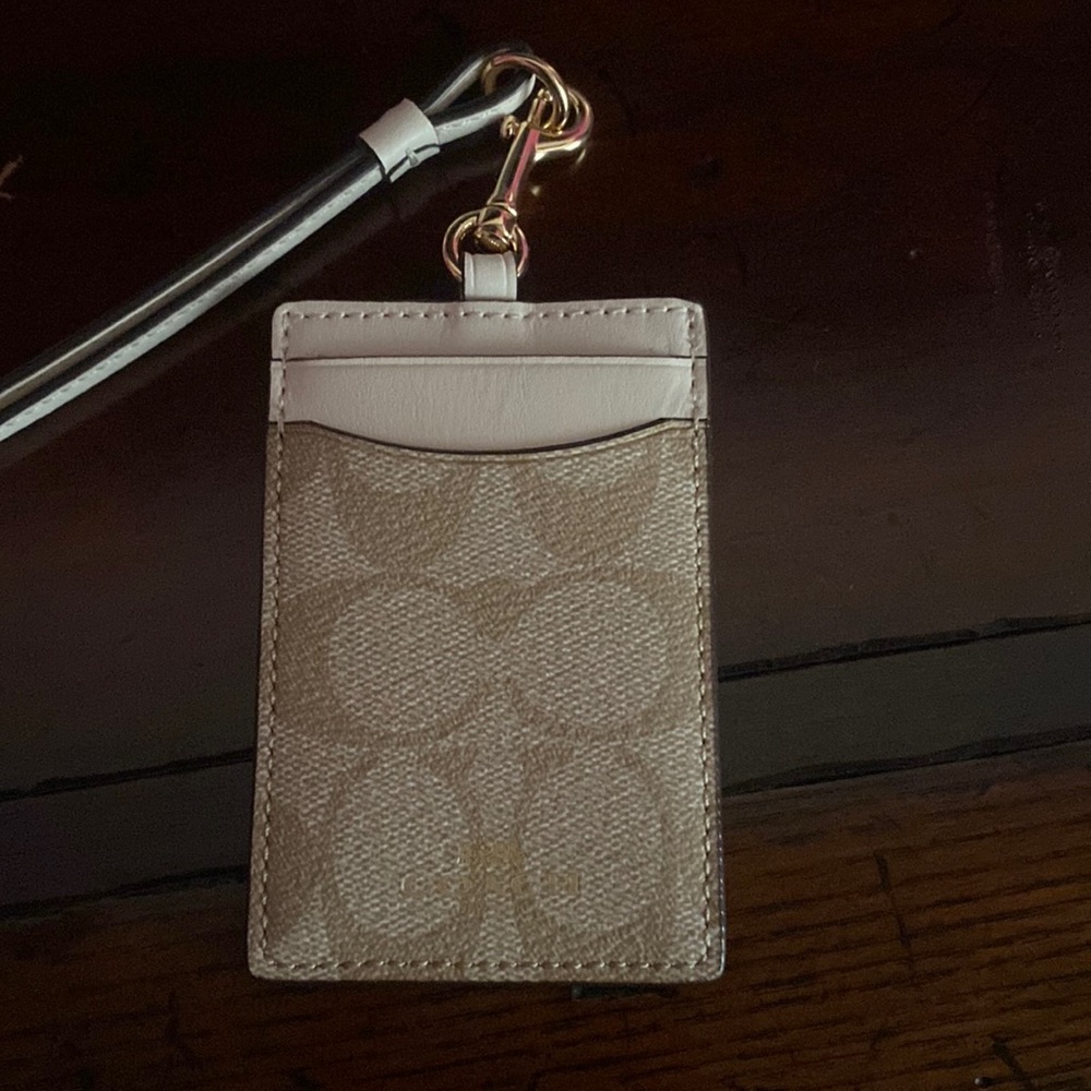 BRAND NEW COACH Wallet/Card Holder with Lanyard